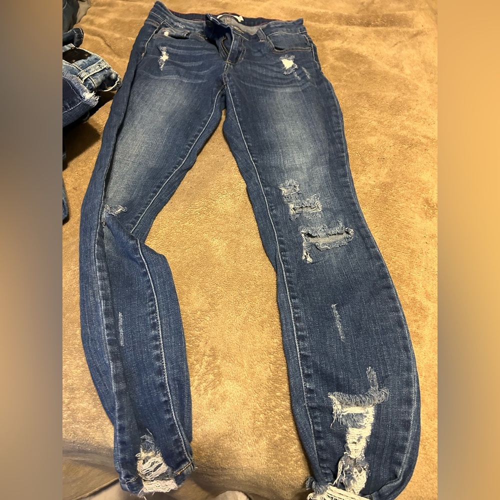 Distressed jean